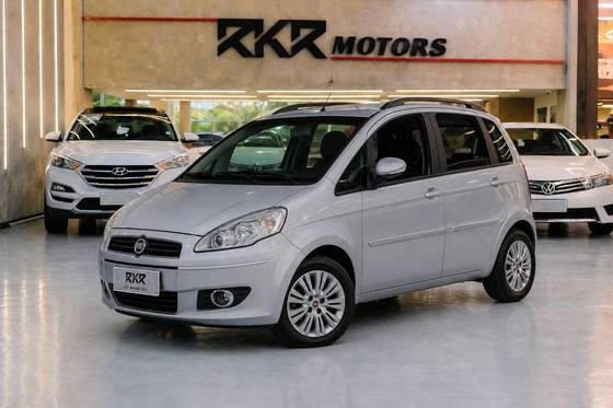 FIAT IDEA 1.4 MPI ATTRACTIVE 8V FLEX 4P MANUAL FIAT IDEA 1.4 MPI ATTRACTIVE 8V FLEX 4P MANUAL